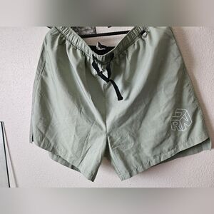 Manfinity Running gree Short air dry size 2XL..